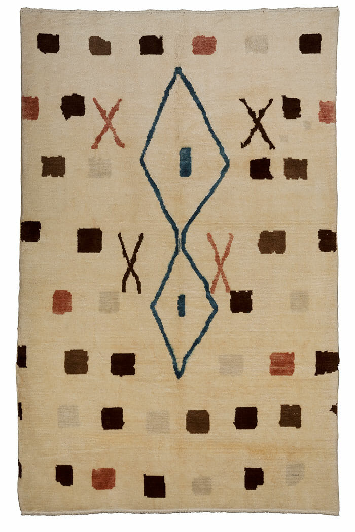 Tappeto Tulù. Tappeto anatolico di origine tribale dal disegno modernissimo Misure: 290x192 cm Codice: 2779