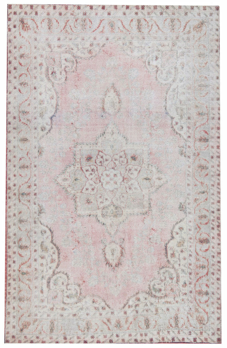 Tappeto vintage di provenienza anatolica, colorizzato. Misura 272x178 cm.