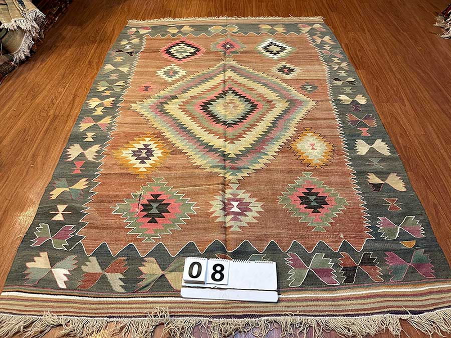 Tappeto kilim anatolico del villaggio di Koprubasi con motivi geometrici – modello 3523 (257x191 cm), autentico e disponibile a Milano