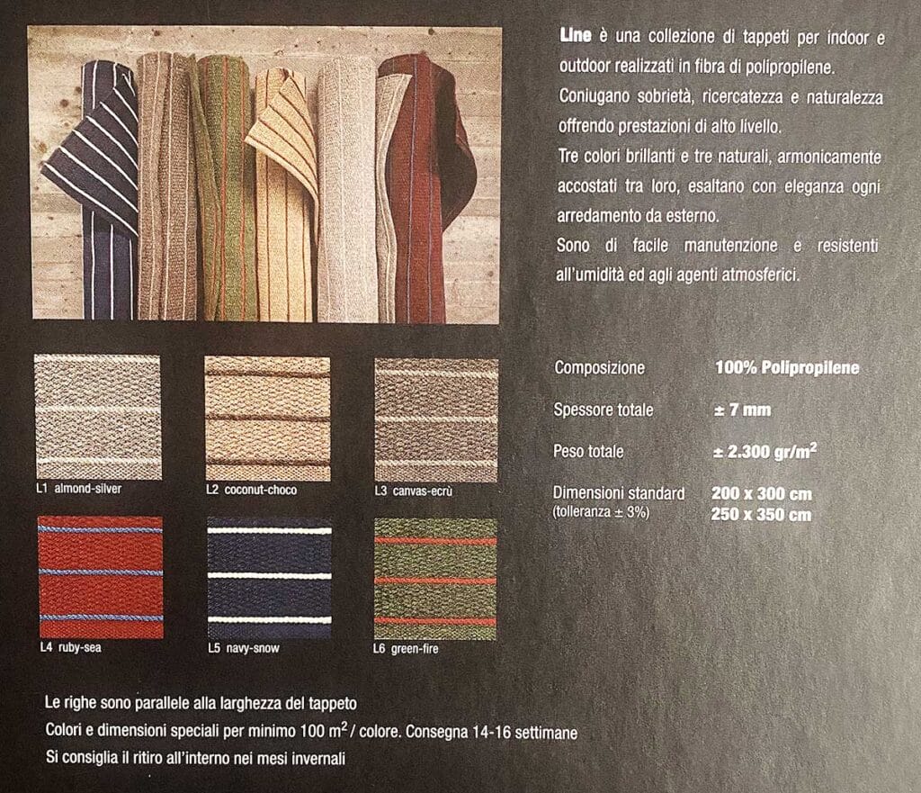 Campioni di tappeti a righe in vari colori con descrizioni in italiano su materiali e dimensioni.